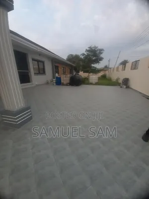 3bdrm House in Com.10, Tema Metropolitan for rent
