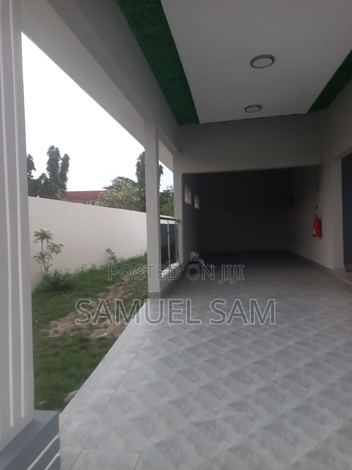 3bdrm House in Com.10, Tema Metropolitan for rent
