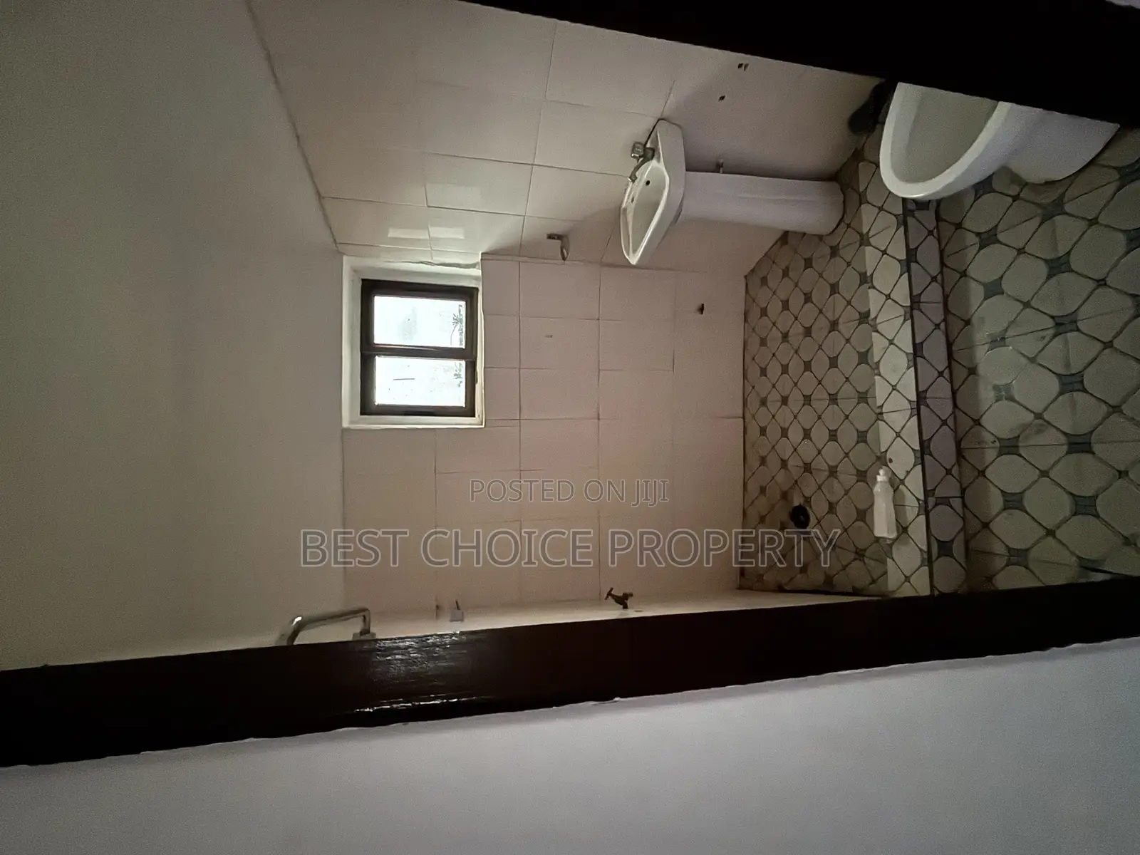 2bdrm Apartment in Adenta Commandos for rent