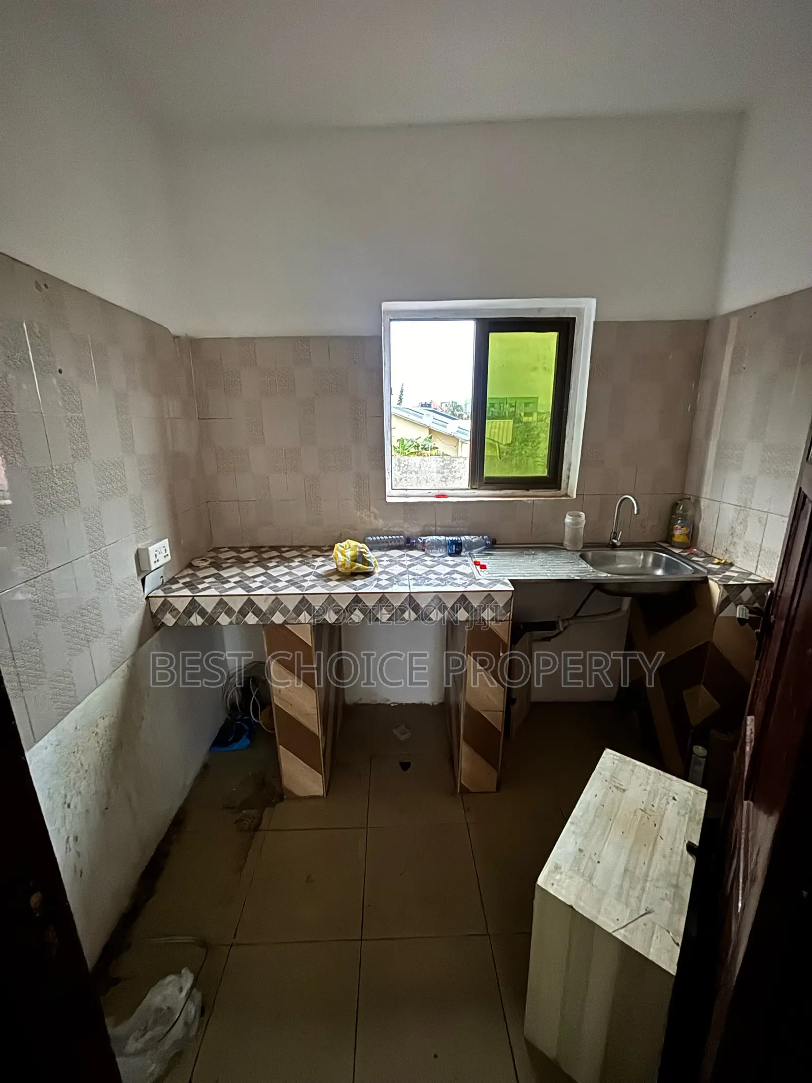 2bdrm Apartment in Adenta Commandos for rent
