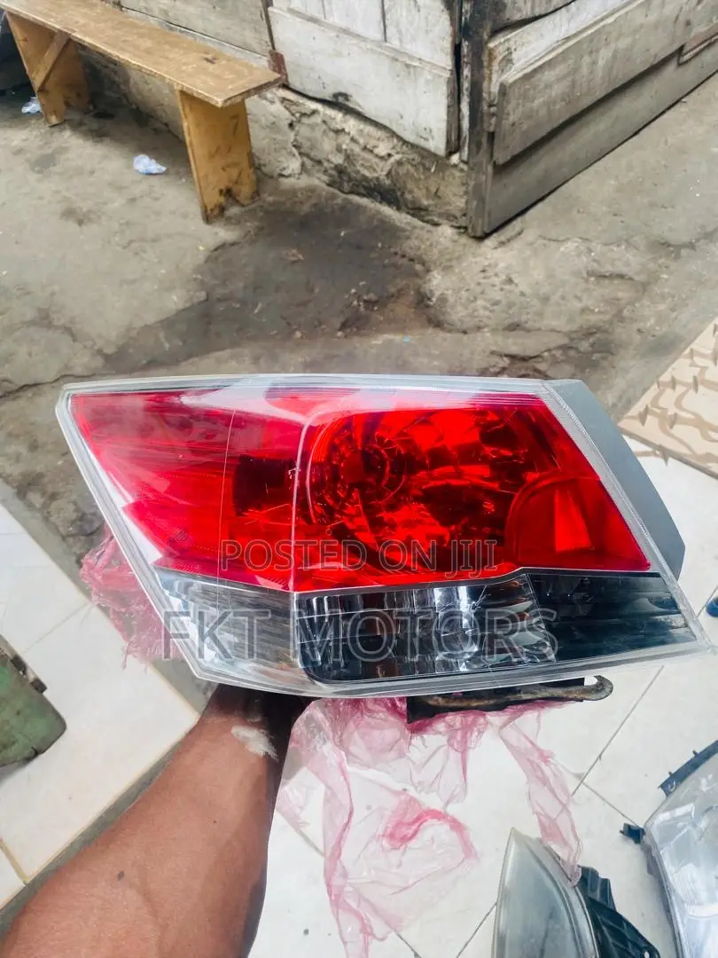 Honda Accord Taillight 2005,2006,2007,2008,2009,2010,2011