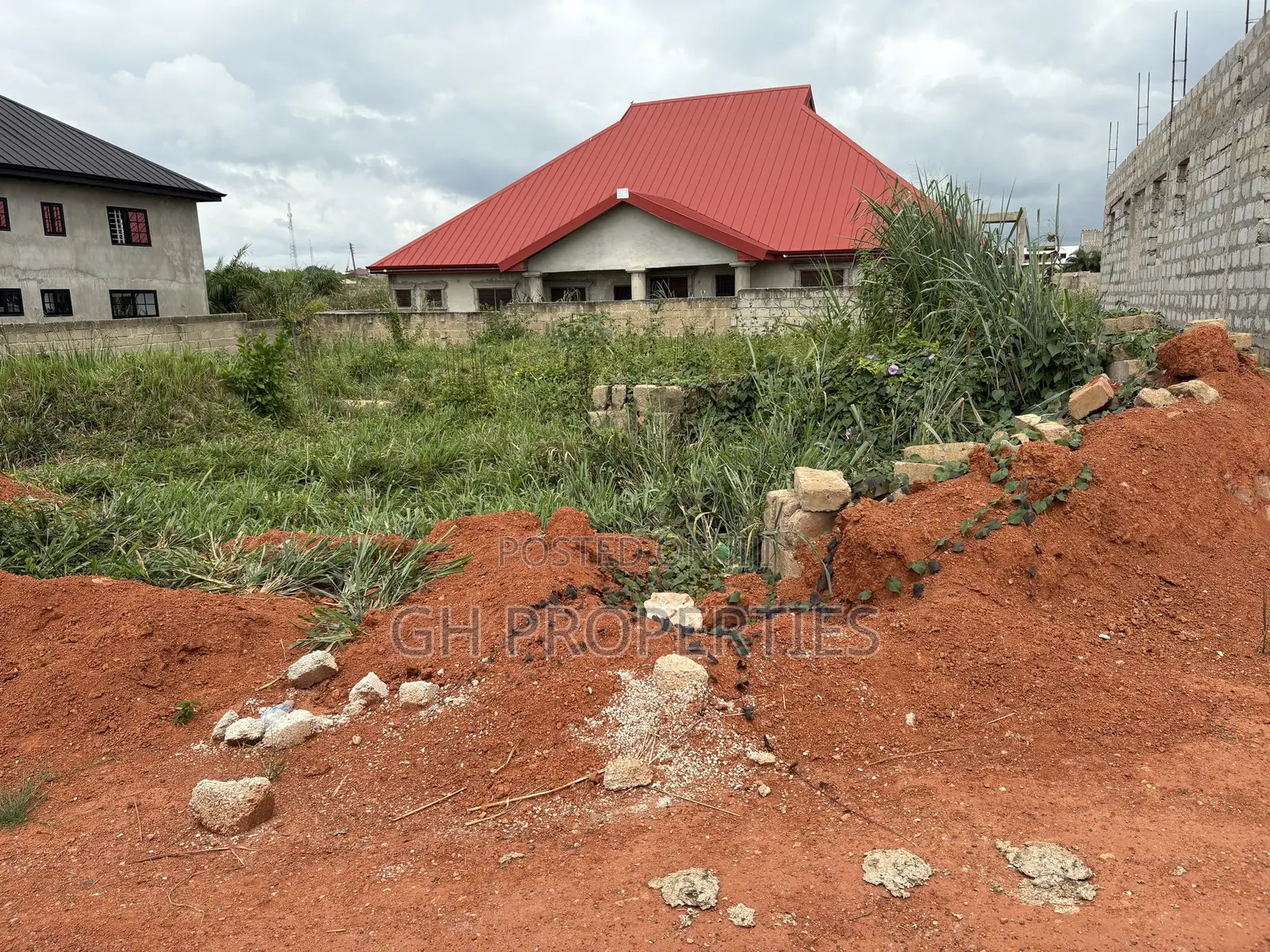 One Plot for Sale at Konkoli.