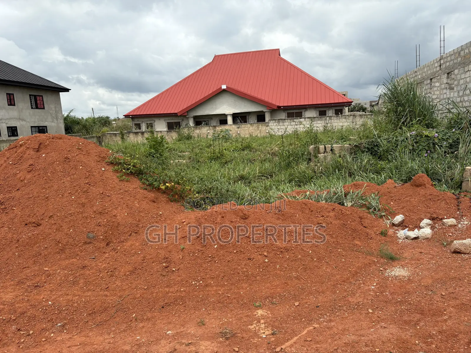 One Plot for Sale at Konkoli.