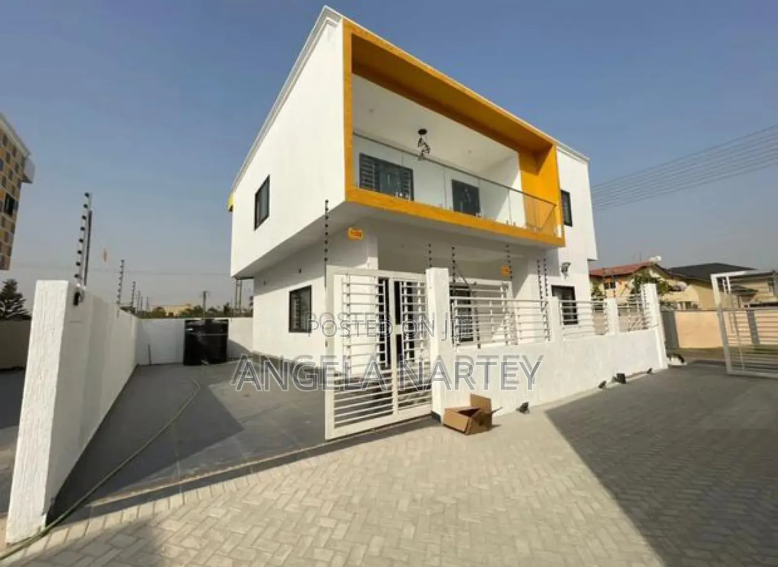 4bdrm House in Community 18 Spintex for sale