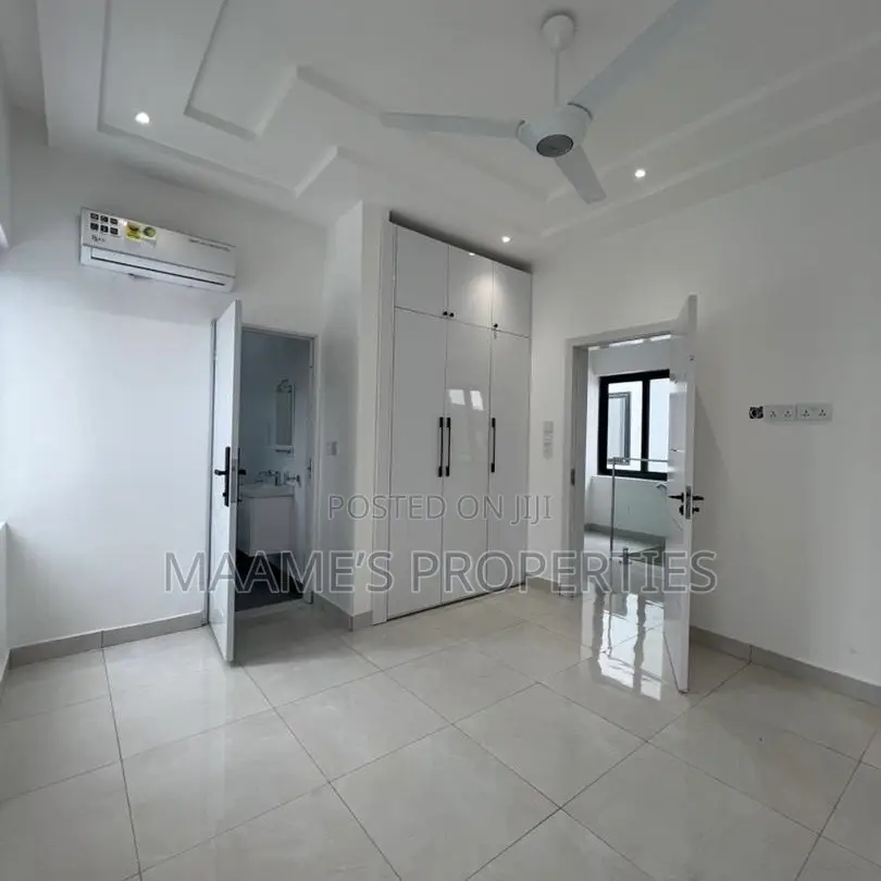 3bdrm Duplex in Oyarifa for sale