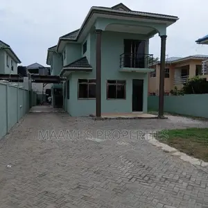 5bdrm House in Osu for rent