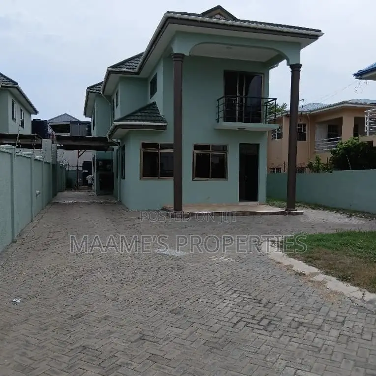 5bdrm House in Osu for rent