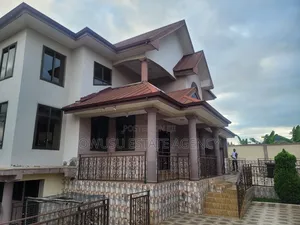 8bdrm House in Kantinkyiren In for sale
