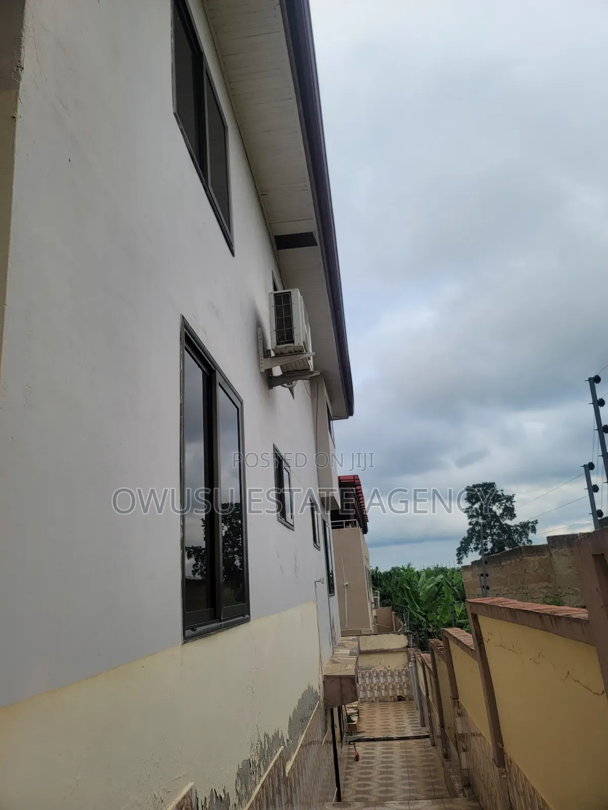 8bdrm House in Kantinkyiren In for sale