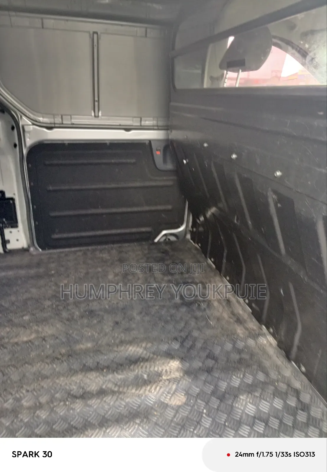 Hyundai H1 2014 Silver