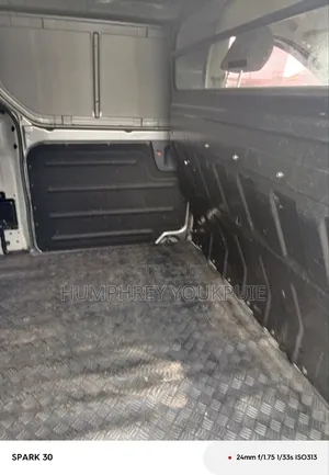 Hyundai H1 2014 Silver