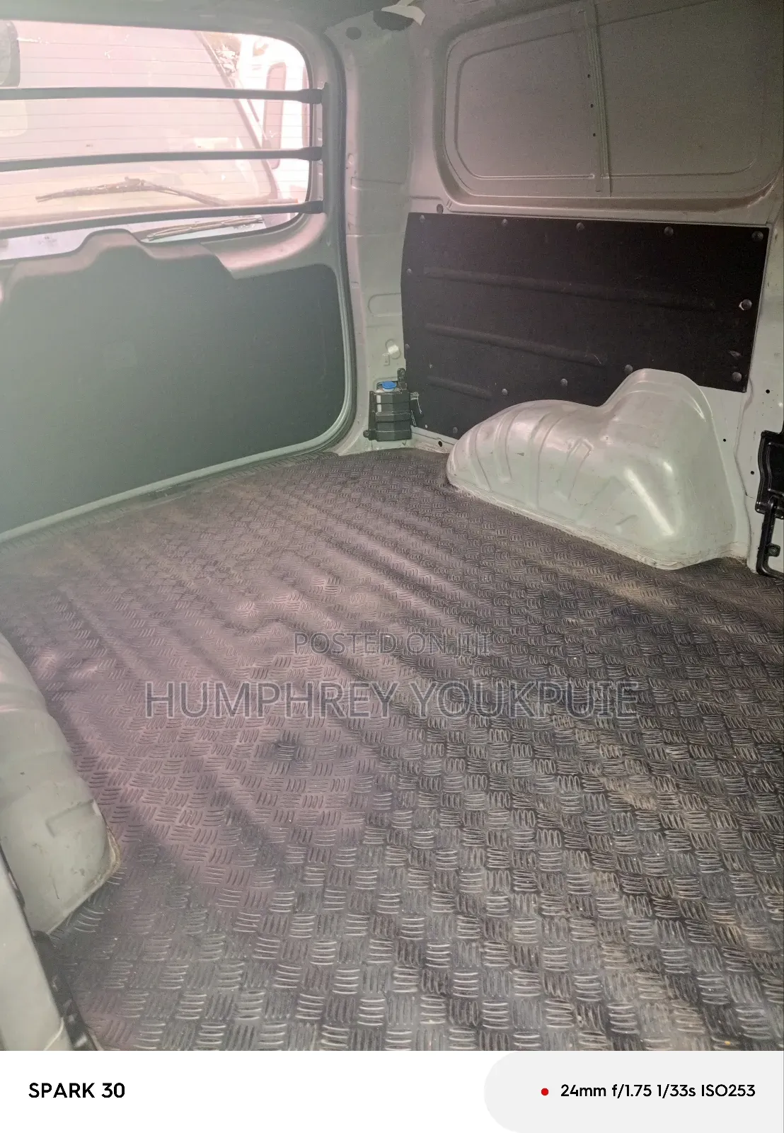 Hyundai H1 2014 Silver