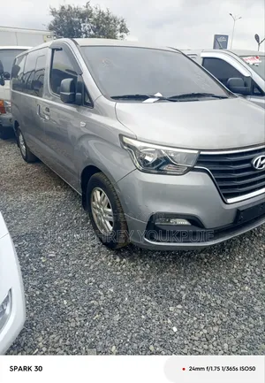 Hyundai H1 2020 Silver