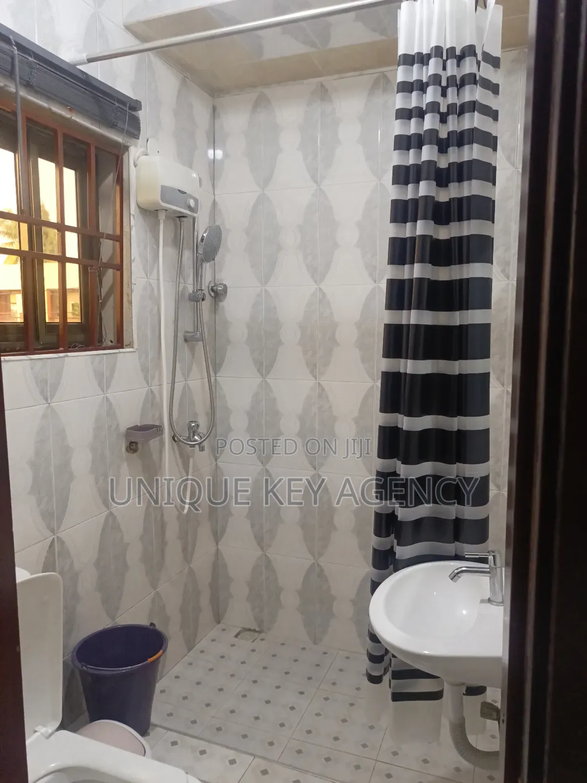 Furnished 2bdrm Apartment in Unique Key Agency, Dzorwulu for rent