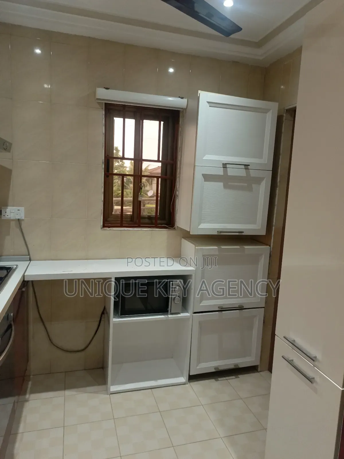 Furnished 2bdrm Apartment in Unique Key Agency, Dzorwulu for rent
