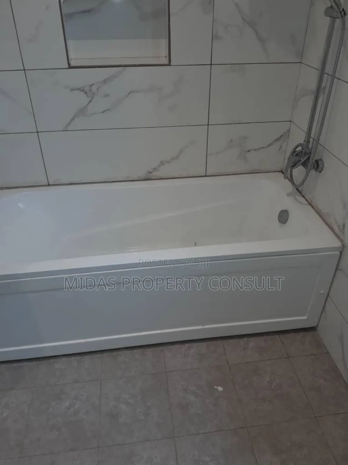 3bdrm House in Oyarifa for sale