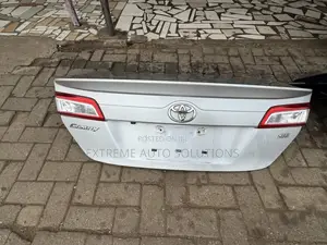 2012-14 Toyota Camry Complete Trunk Lid W/Rear View Camera
