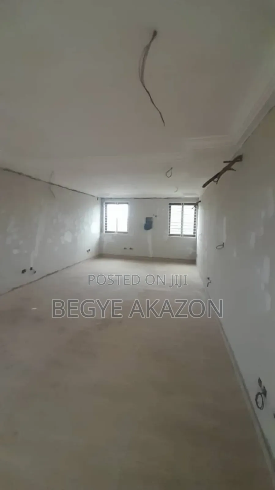 8bdrm House in Begye, Weija for sale