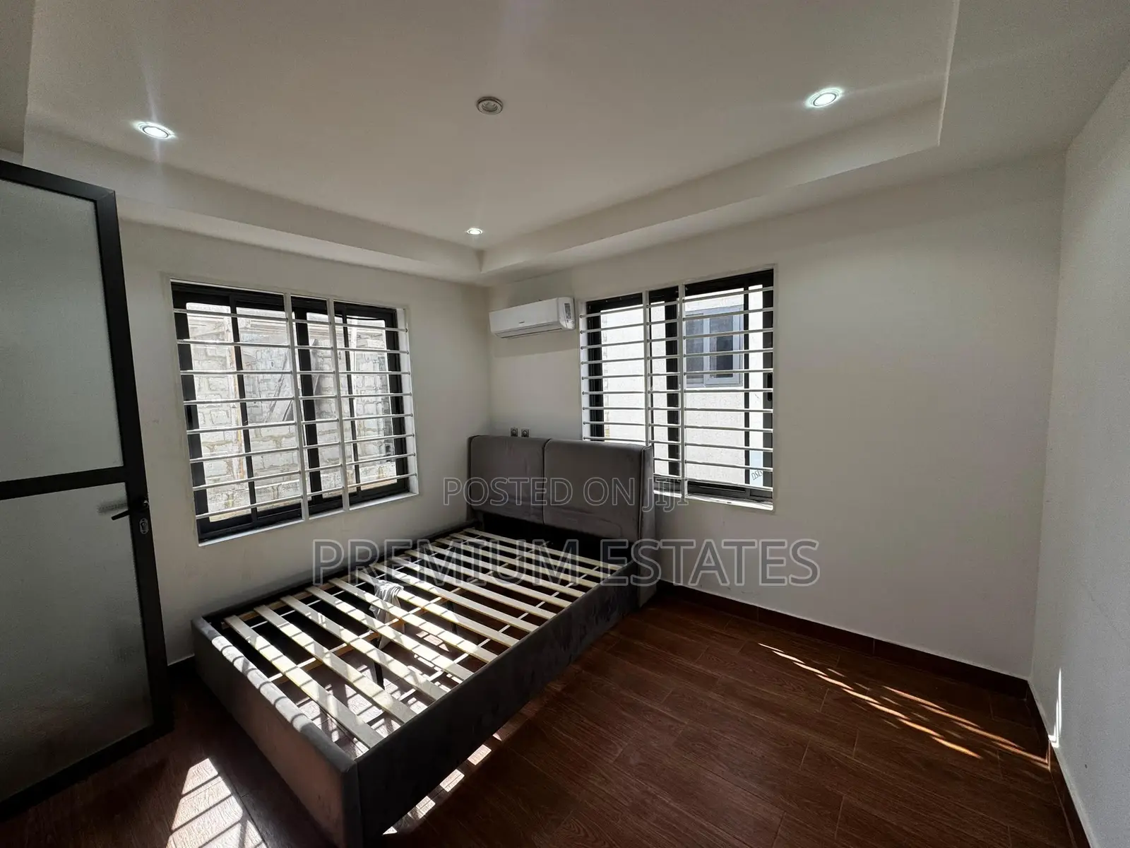 2bdrm House in School Junction for rent
