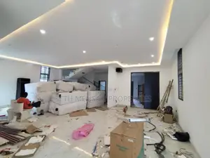 5bdrm House in East Legon for sale