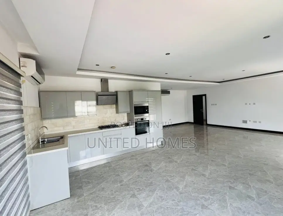 2bdrm Apartment in Abelemkpe for sale