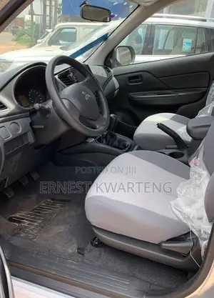 New Mitsubishi L200 2024 Gray
