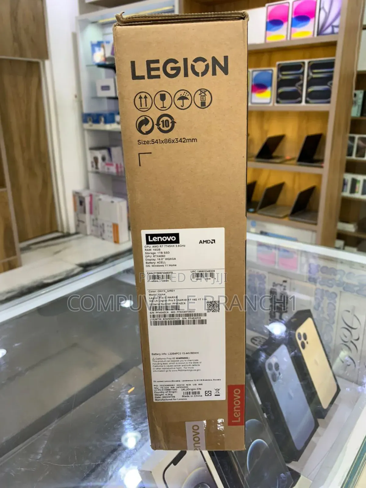 New Laptop Lenovo Legion 5 16GB AMD Ryzen 7 SSD 1T