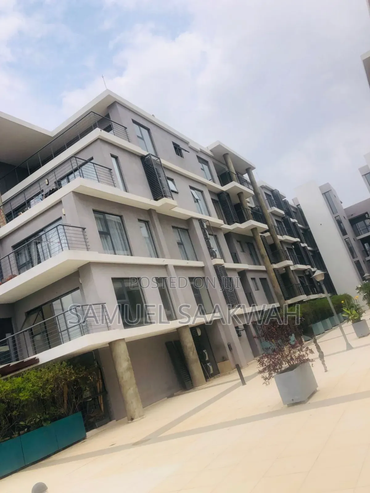 Furnished 2bdrm Apartment in East Legon, American House for sale
