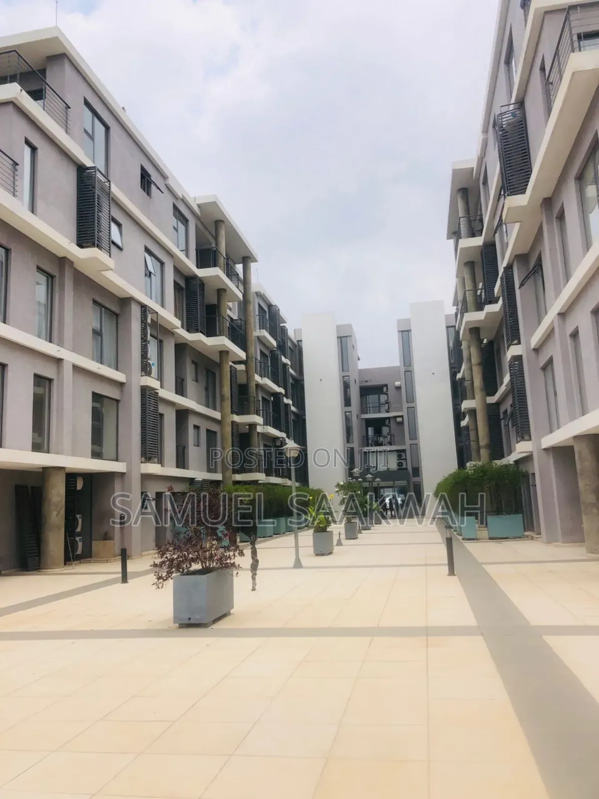 Furnished 2bdrm Apartment in East Legon, American House for sale