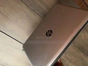 Laptop HP 15 8GB Intel Core i5 HDD+SSD 500GB