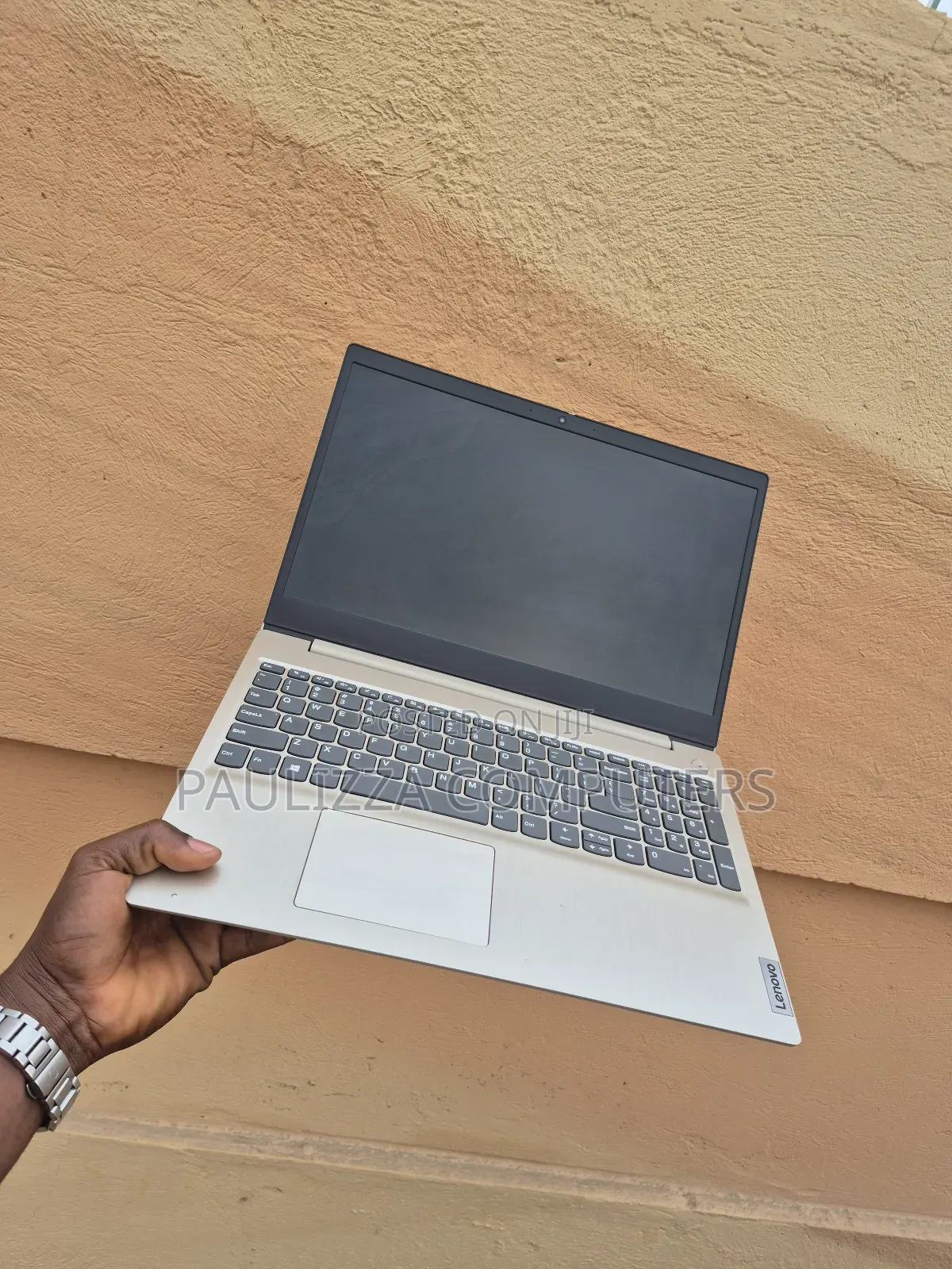 Laptop Lenovo Ideapad 3 8GB Intel Core i7 HDD+SSD 256GB