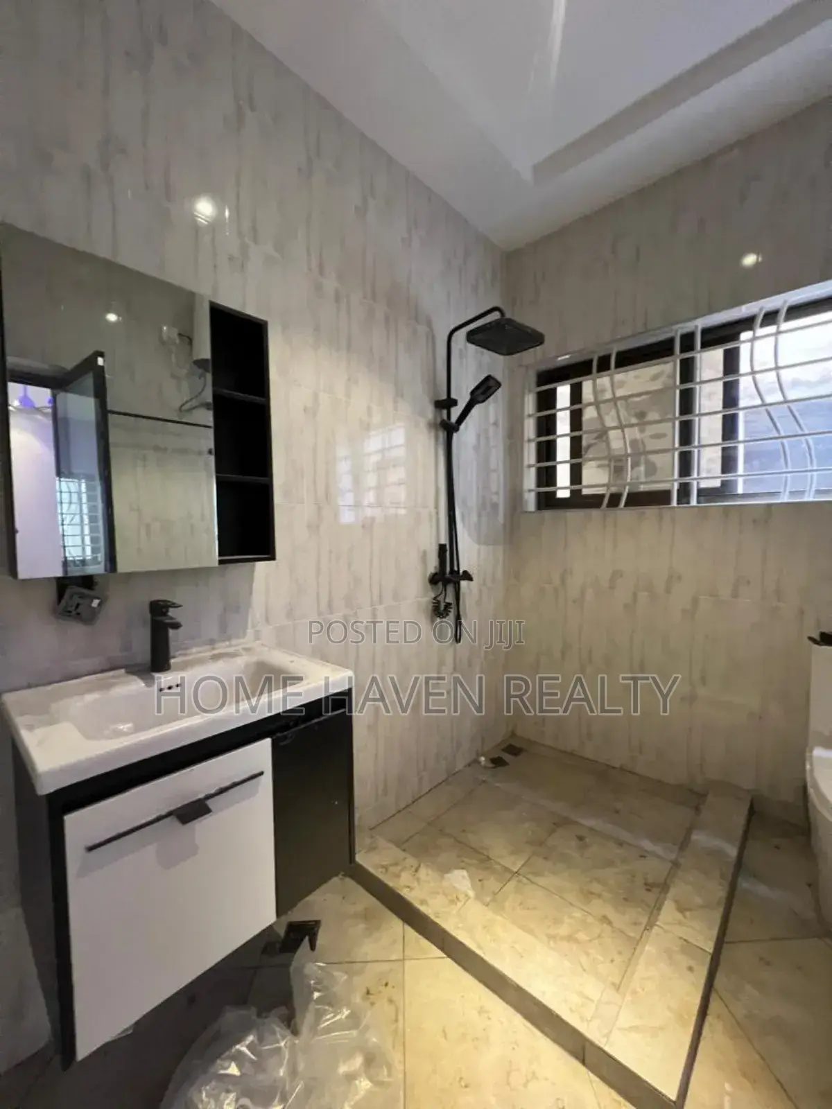 2bdrm Apartment in Pillar 2, Dome for rent
