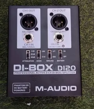 M-Audio Ultra-Di Di20 Active 2-Channel Di-Box/Splitter.