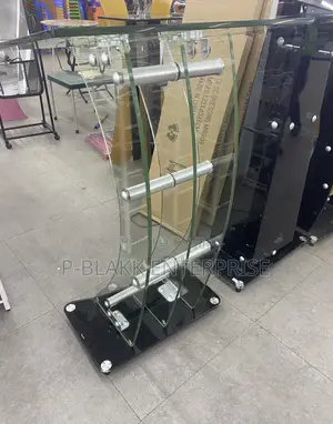 Plain Glass With Black Base Glass Pulpit