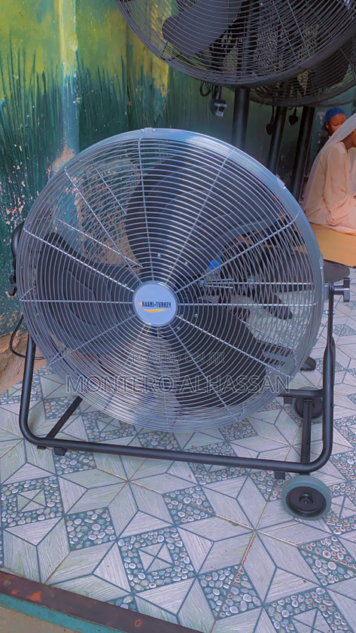 Floor Industrial Fan 24 Inches