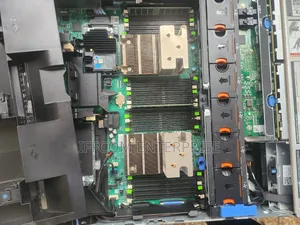 Server Dell PowerEdge R730 32GB Intel Xeon HDD 2T