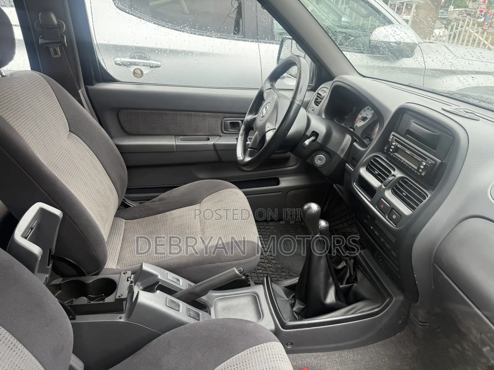 Nissan Navara 2.5 dCi 2010 Black