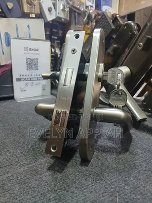 Kenyos Toilet Lock