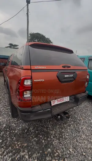 Toyota Hilux Revo Double Cab Deisel 2.4 AWD 2021 Orange