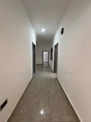 3bdrm House in Sakumono for sale