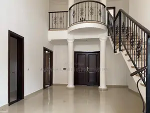 6bdrm House in East Legon for sale