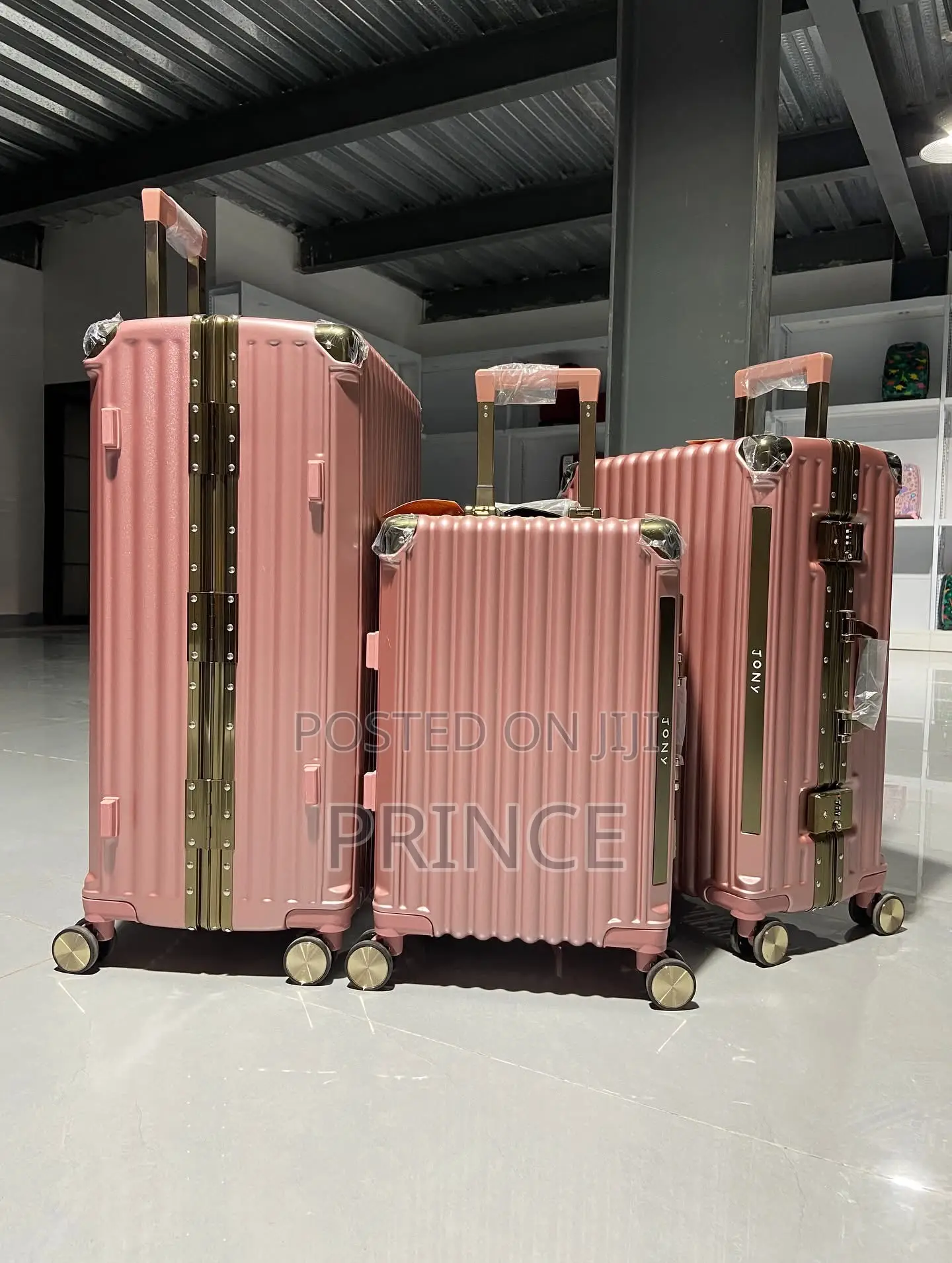 3 in 1 Pack Polycarbonate Suitcase