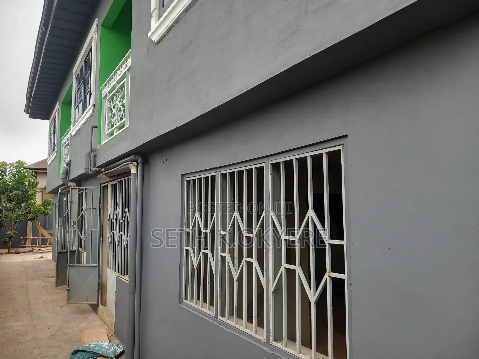 10bdrm House in Vidset Ltd, Ejisu-Juaben Municipal for sale