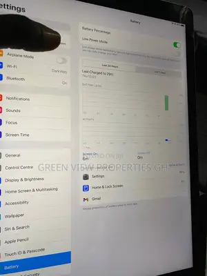 Apple iPad Wi-Fi 8 GB Gray