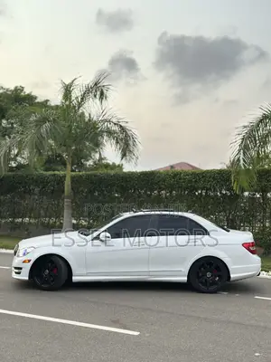 Mercedes-Benz C250 2014 White