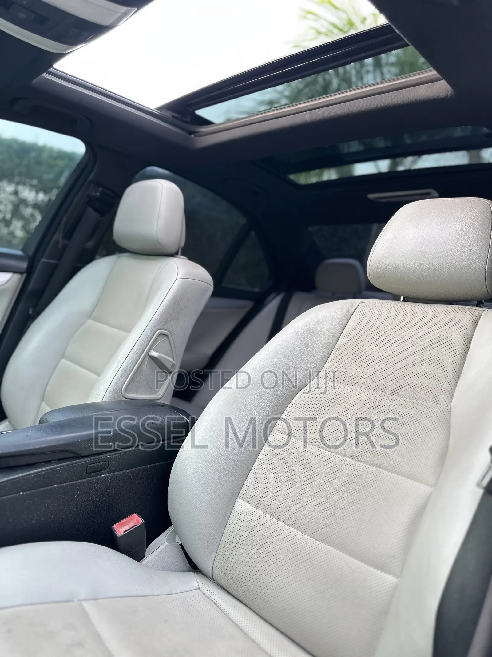 Mercedes-Benz C250 2014 White
