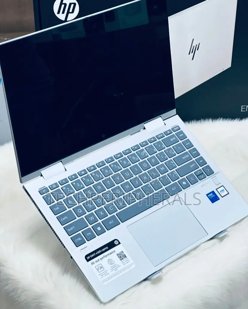 New Laptop HP Envy 14 16GB Intel Core i7 SSD 512GB