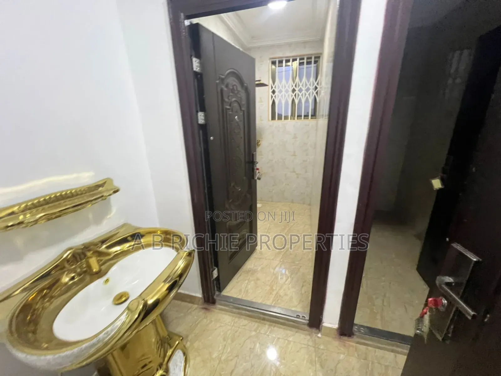 3bdrm Apartment in Ab Richie Properties, Tseaddo for rent