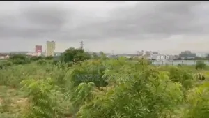 1 Acre Land for Sale at Airport
