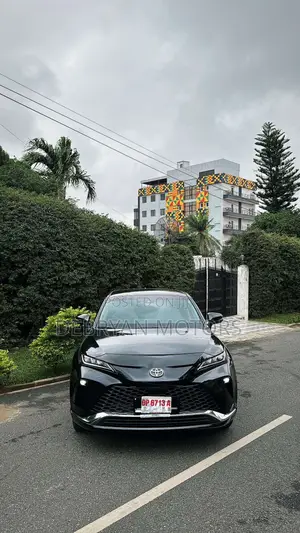 Toyota Venza Limited AWD 2024 Black